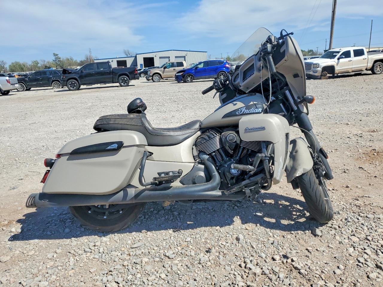 2022 Indian Motorcycle Co. Roadmaster Dark Horse
