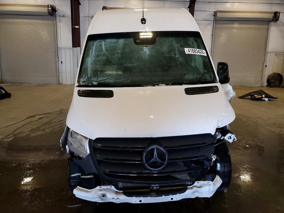 2024 Mercedes-Benz 2024 Mercedes Benz Sprinter 2500 Delivery van