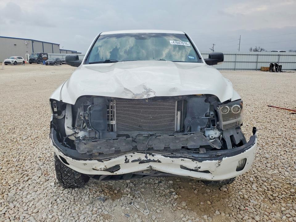 2014 Dodge RAM 1500 SLT