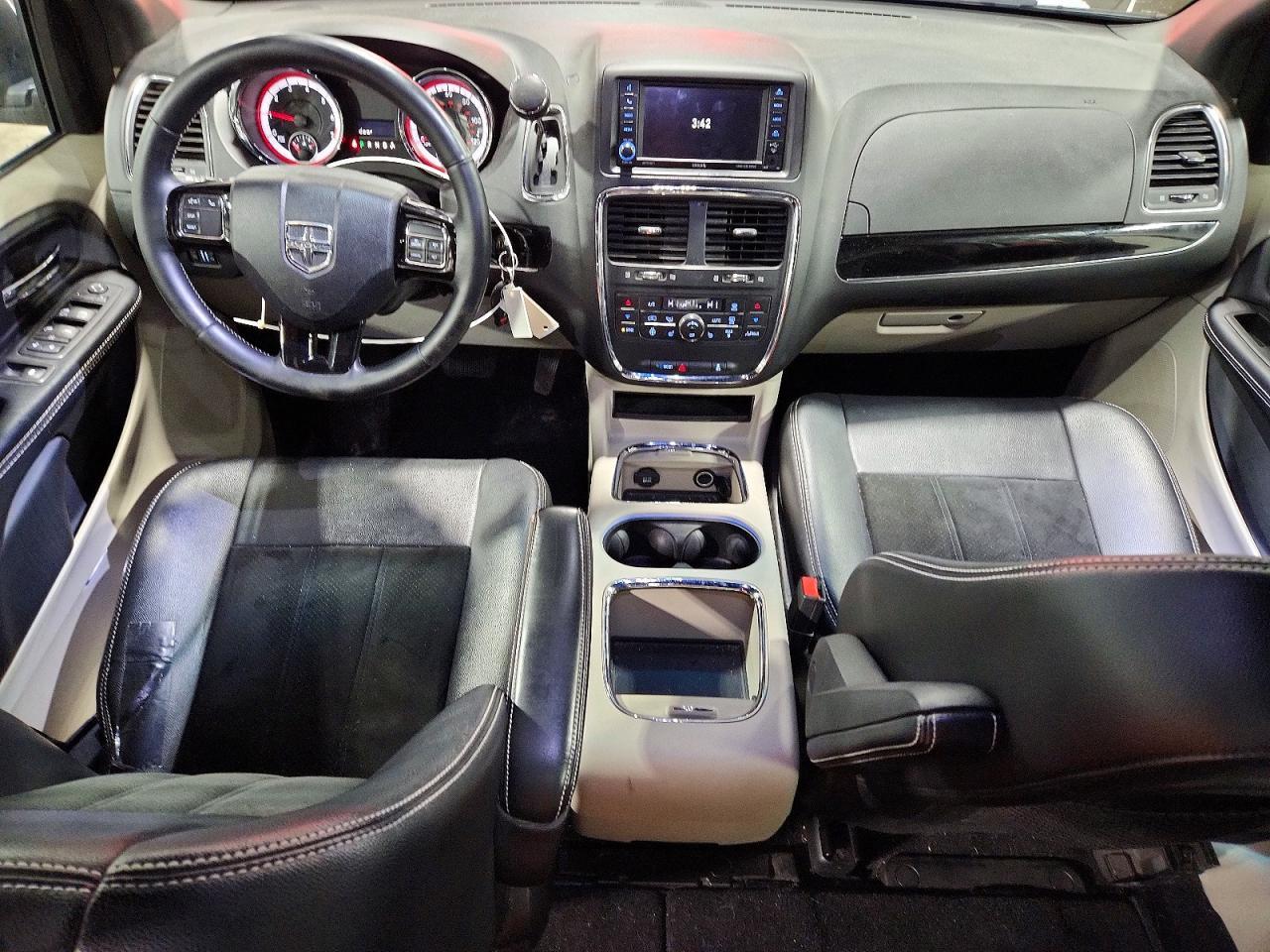 2016 Dodge Grand Caravan sxt