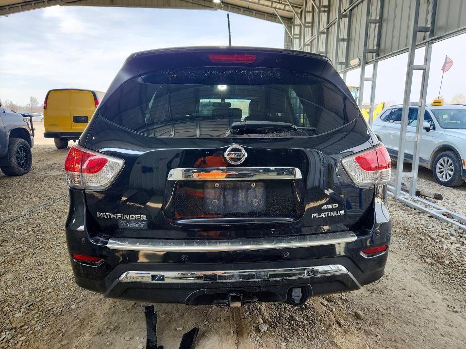 2015 Nissan Pathfinder s