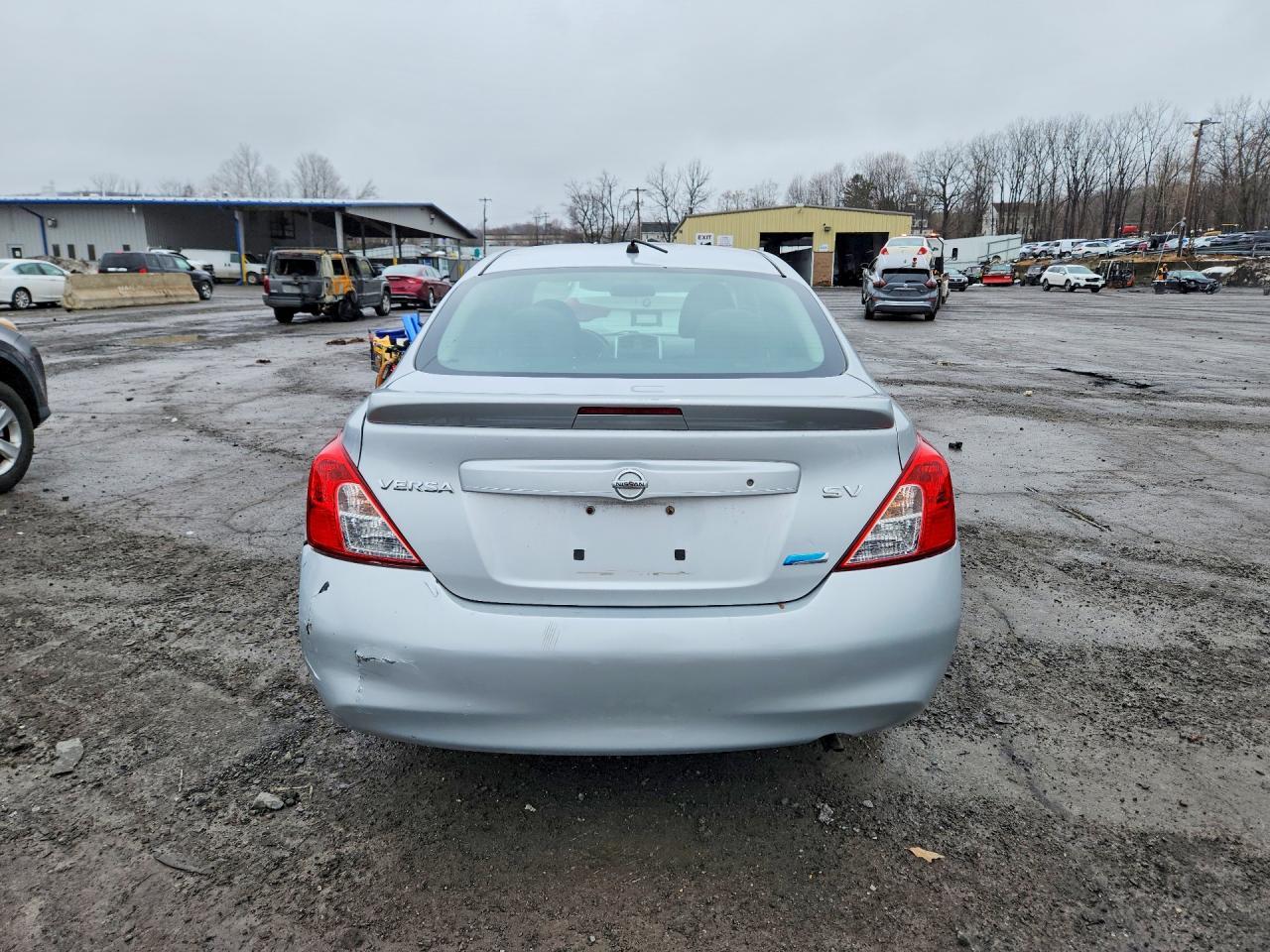 2015 Nissan Versa 1.6 sv