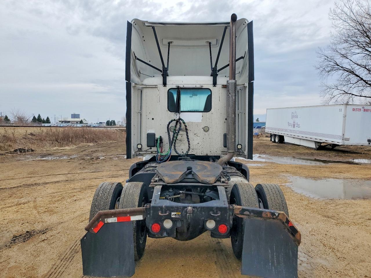2017 Peterbilt 579 Semi Truck