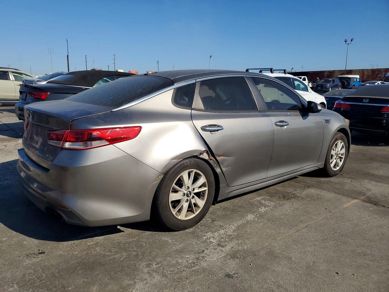 2016 KIA Optima lx