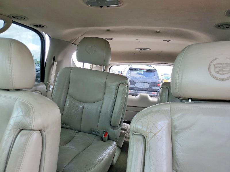 2005 Cadillac Escalade Luxury