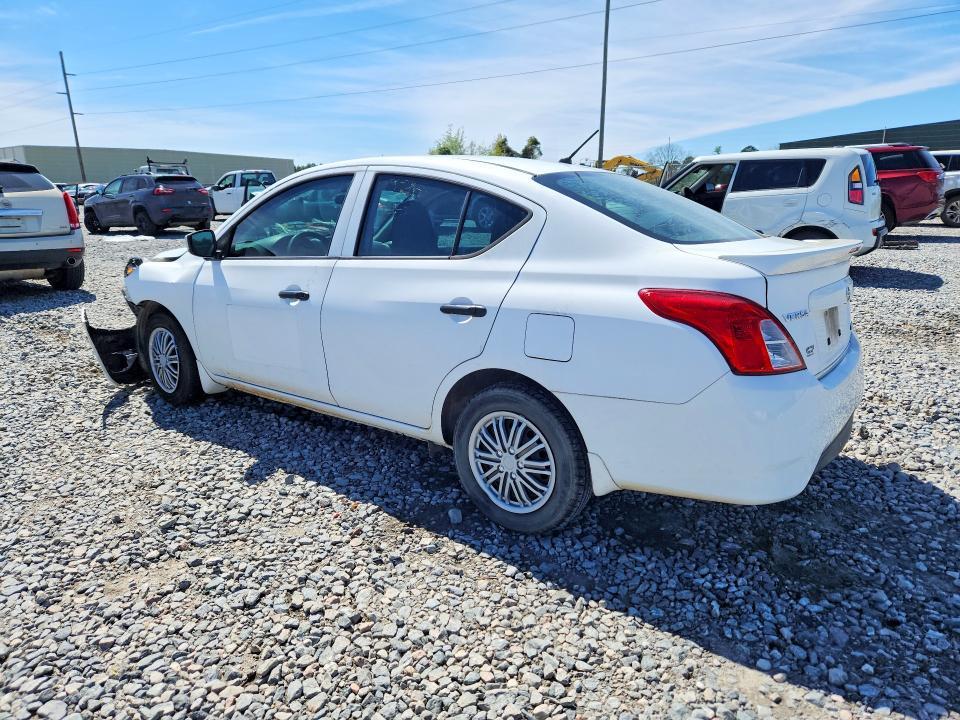 2016 Nissan Versa 1.6 s Plus