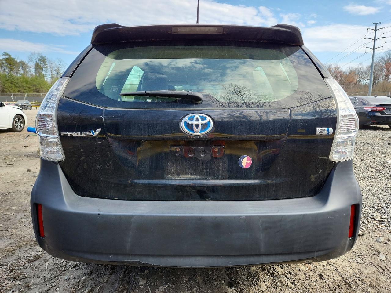 2013 Toyota Prius v two