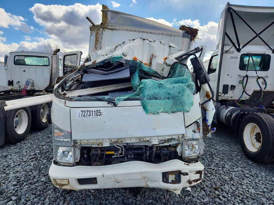 2021 Isuzu NRR BOX Truck