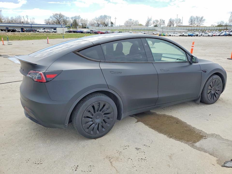2024 Tesla Model y