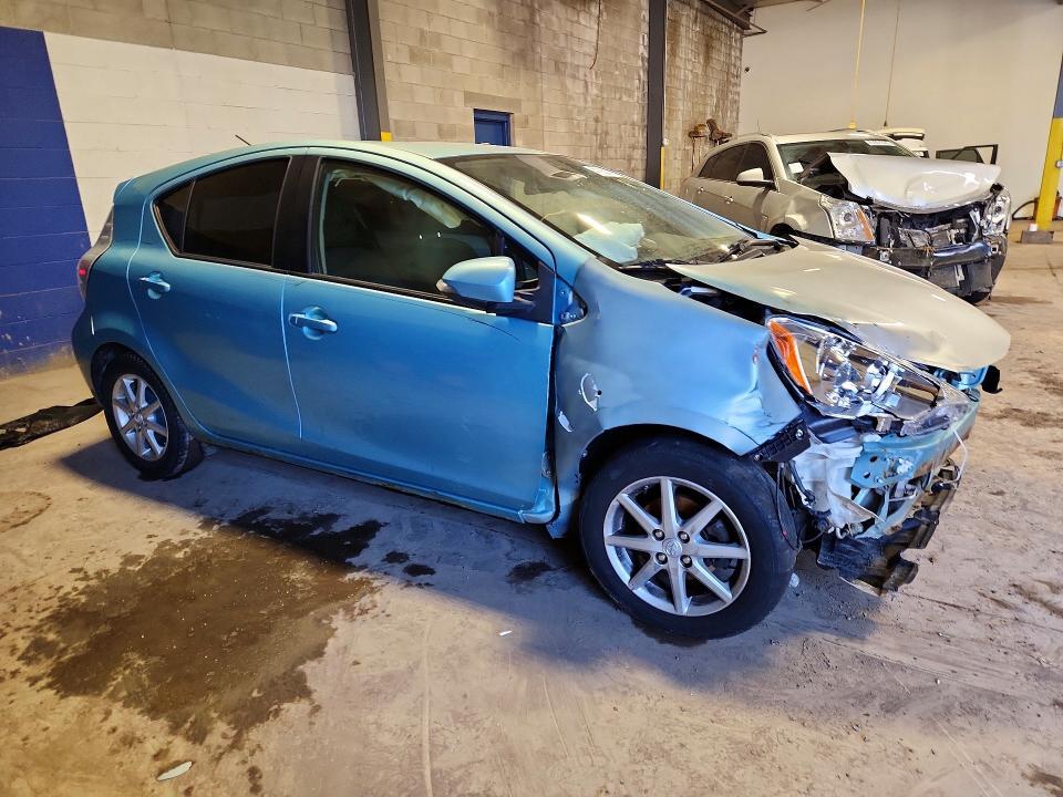 2012 Toyota Prius c Three