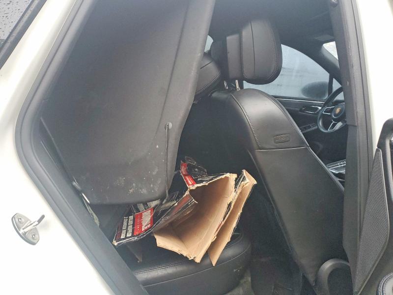 2017 Porsche Macan gts