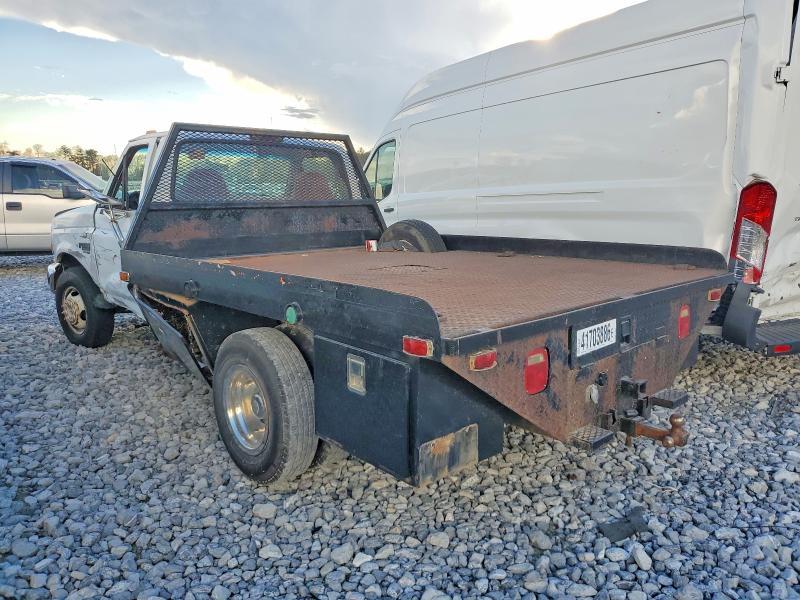 1997 Ford F350 Super Duty Flatbed Truck