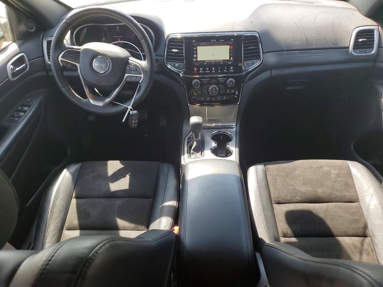 2022 Jeep Grand Cherokee Laredo e
