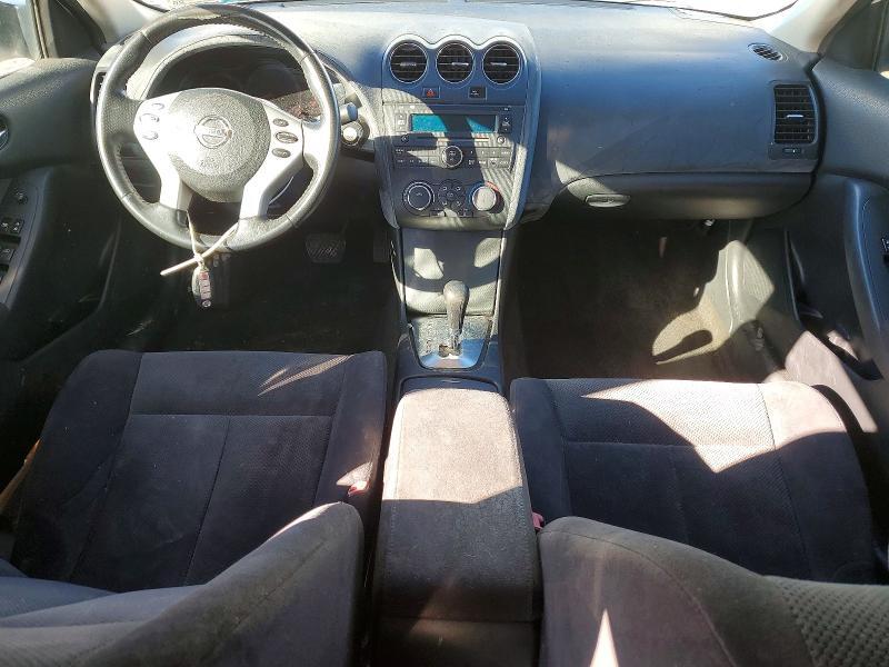 2008 Niss Altima