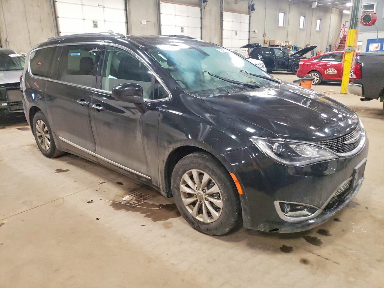 2018 Chrysler Pacifica lx