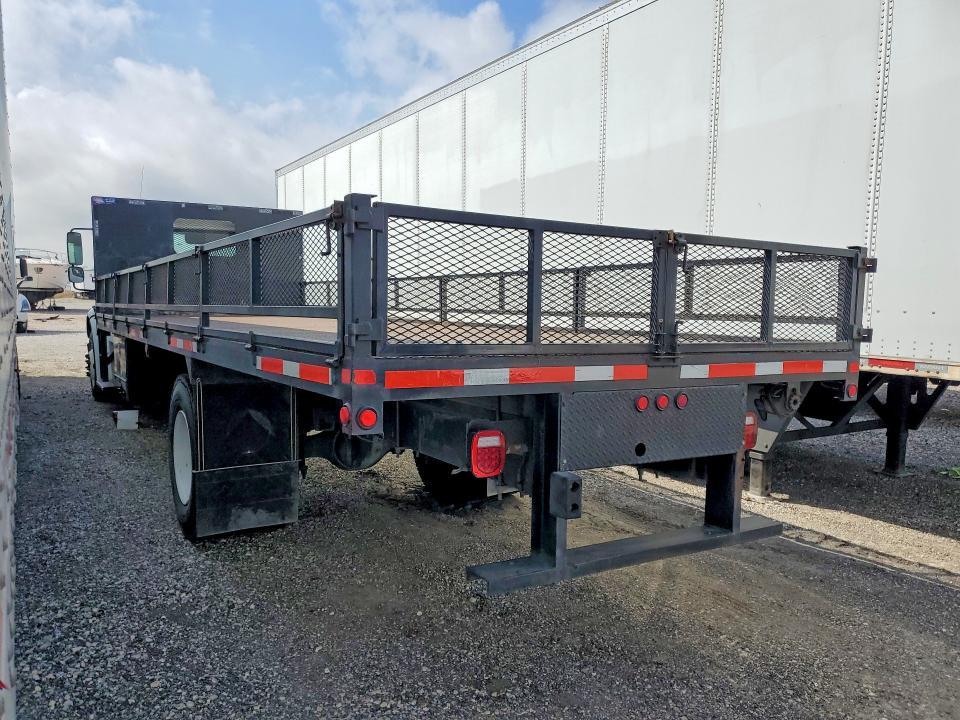 2015 Freightliner Business Class M2 Flatbed Truck