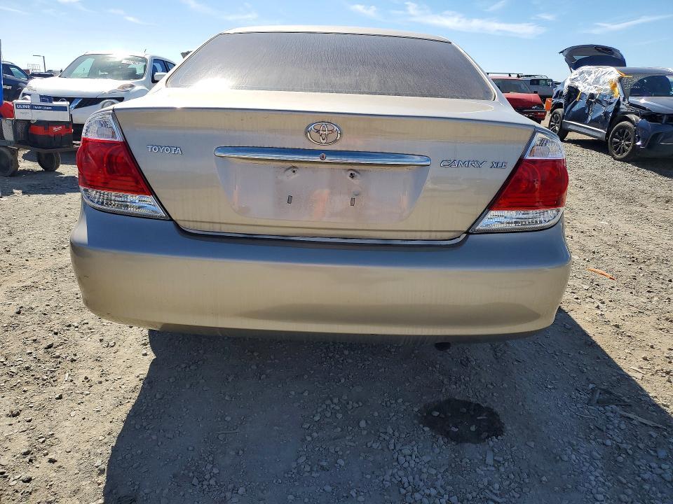2005 Toyota Camry xle