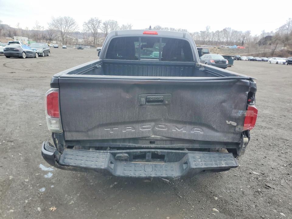 2022 Toyota Tacoma TRD Sport