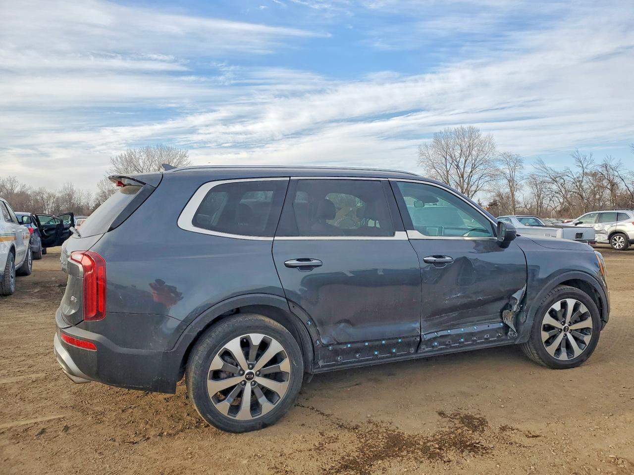 2020 KIA Telluride s