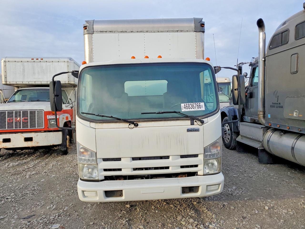 2011 Isuzu NPR