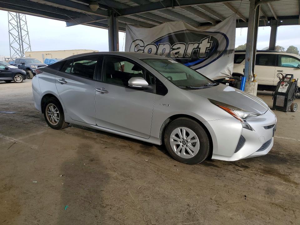 2016 Toyota Prius two