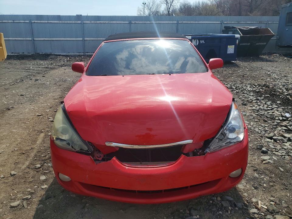 2005 Toyota Camry Solara sle V6