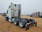 2005 Volvo VNL Semi Truck