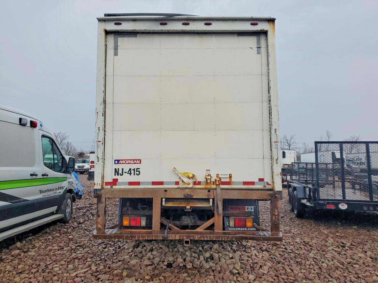 2015 Hino 195 BOX Truck