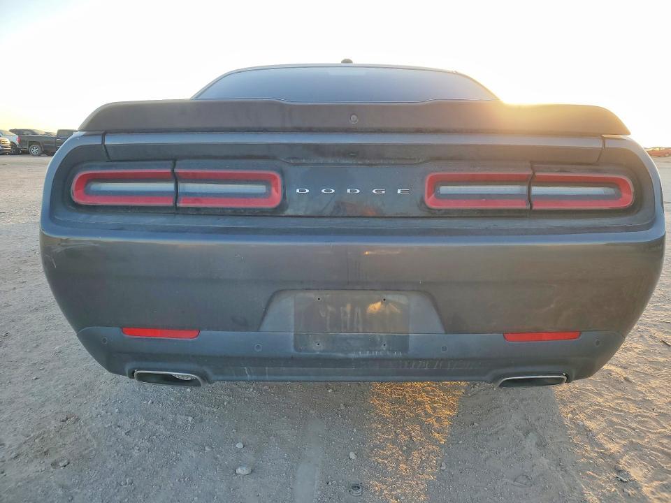 2022 Dodge Challenger gt