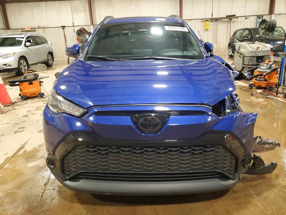 2023 Toyota Corolla Cross Hybrid se