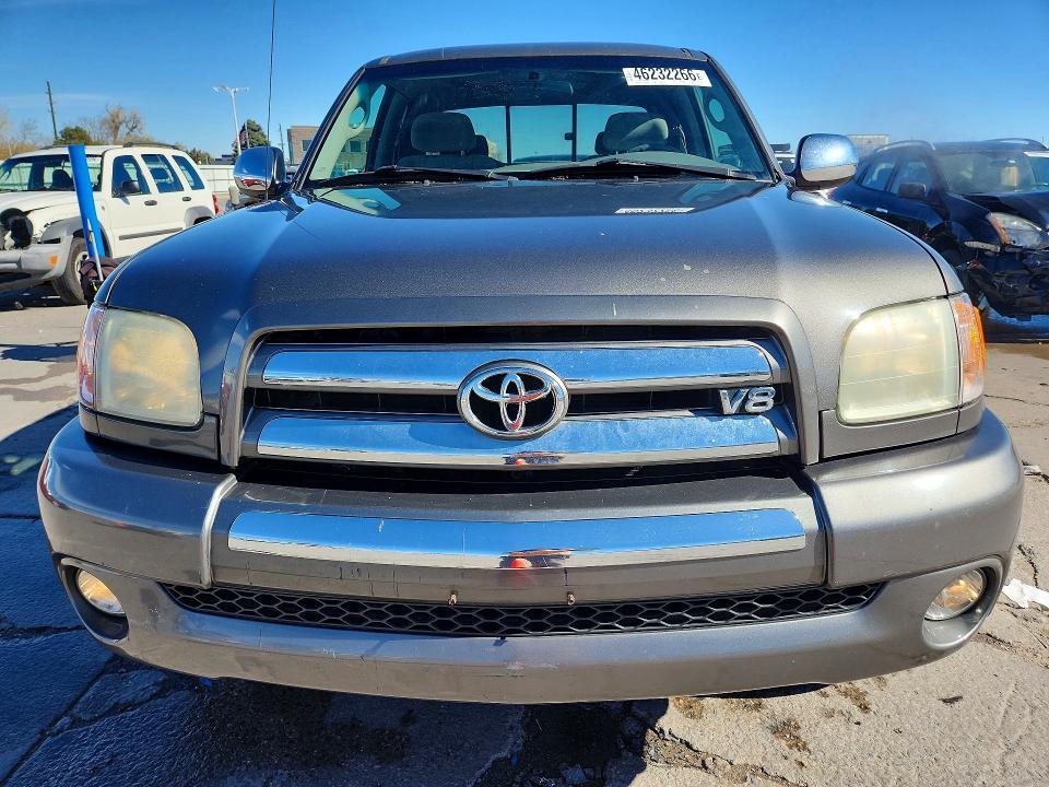 2004 Toyota Tundra SR5