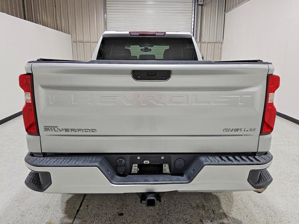 2020 Chevrolet Silverado C1500 Custom