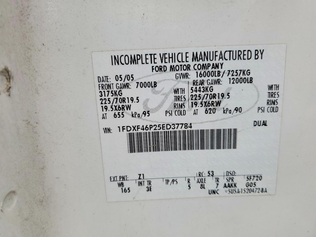 2005 Ford F450 Super Duty Flatbed Truck