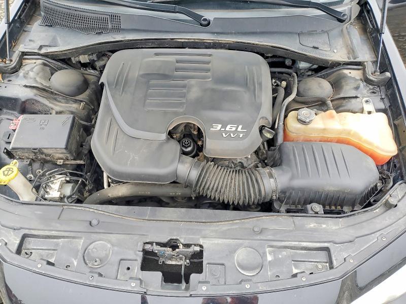 2016 Chrysler 300 Limited