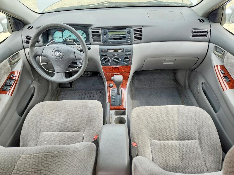 2004 Toyota Corolla le