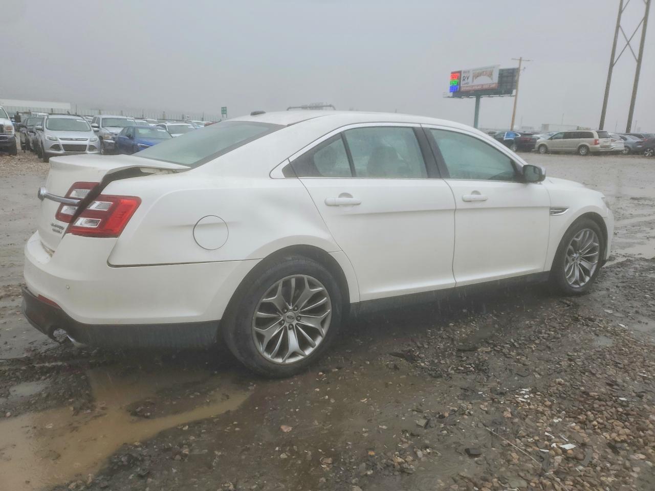 2016 Ford Taurus Limited