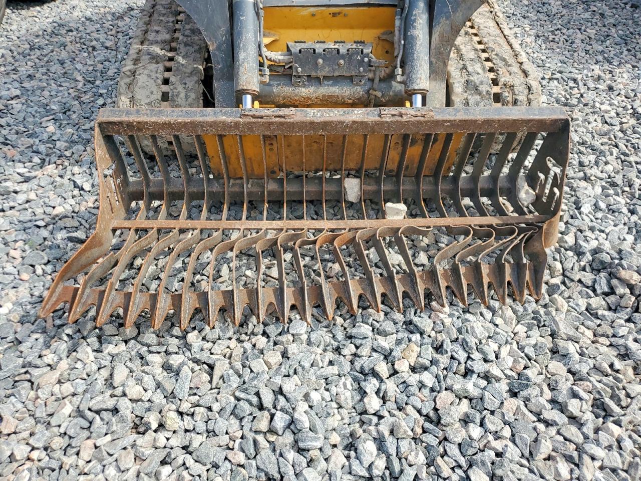 2020 John Deere 331G Tracked Skid Steer Loader