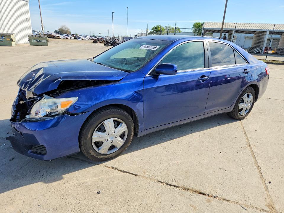 2011 Toyota Camry le