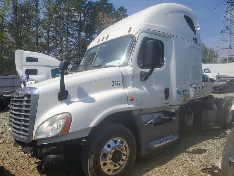 2018 Freightliner Cascadia 125 Semi Truck