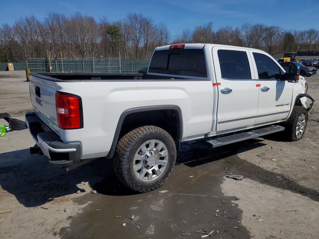 2017 GMC Sierra K2500 Denali