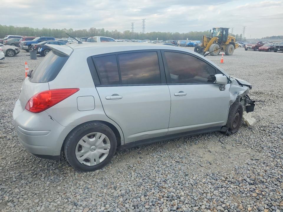 2012 Nissan Versa 1.8 s
