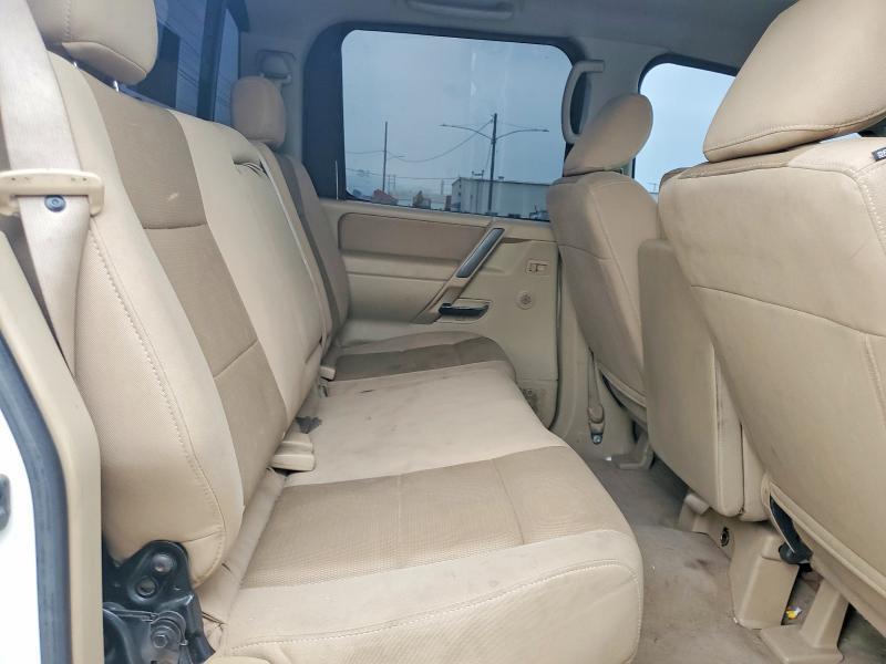 2010 Nissan Titan XE