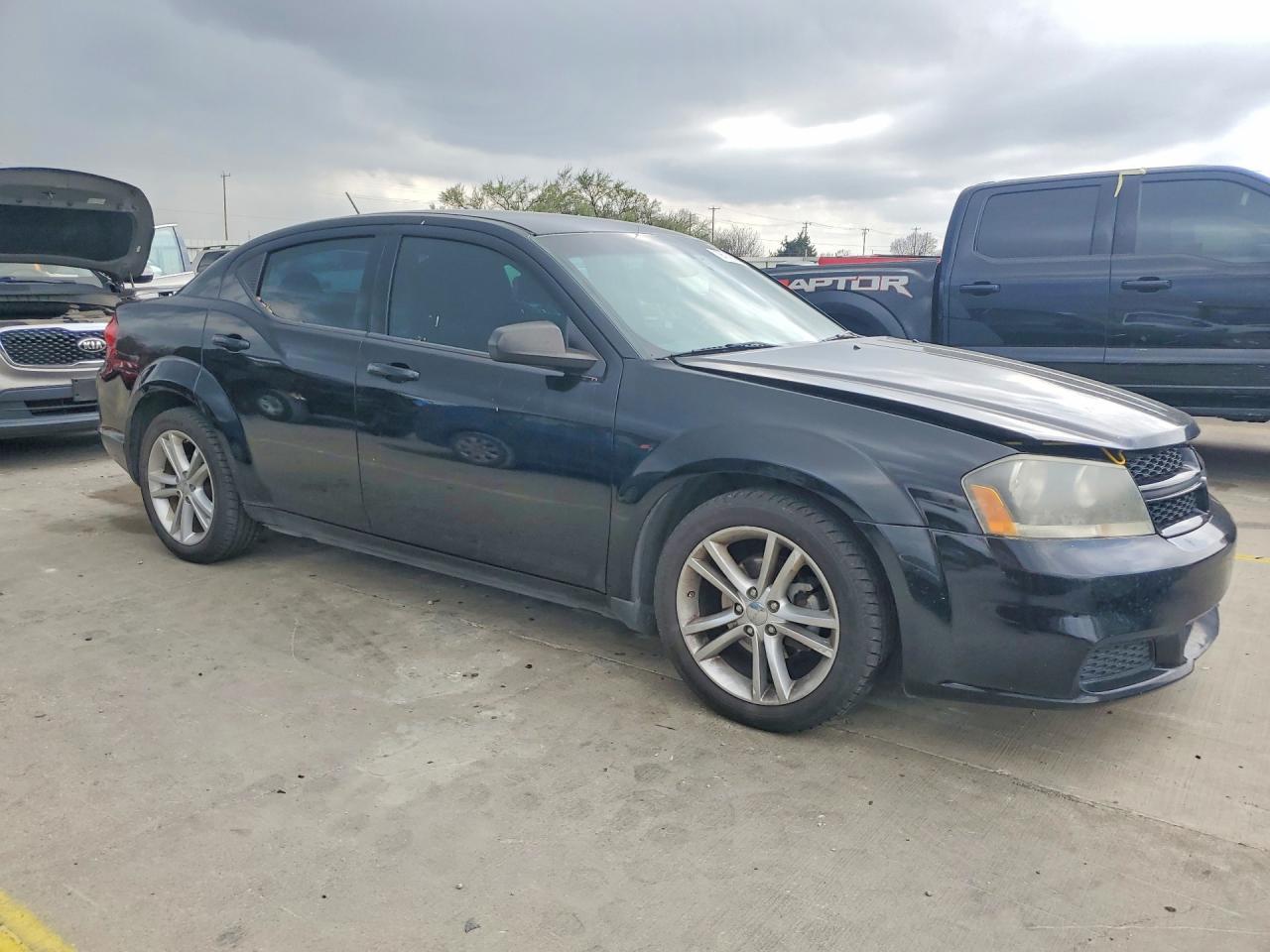 2014 Dodge Avenger se