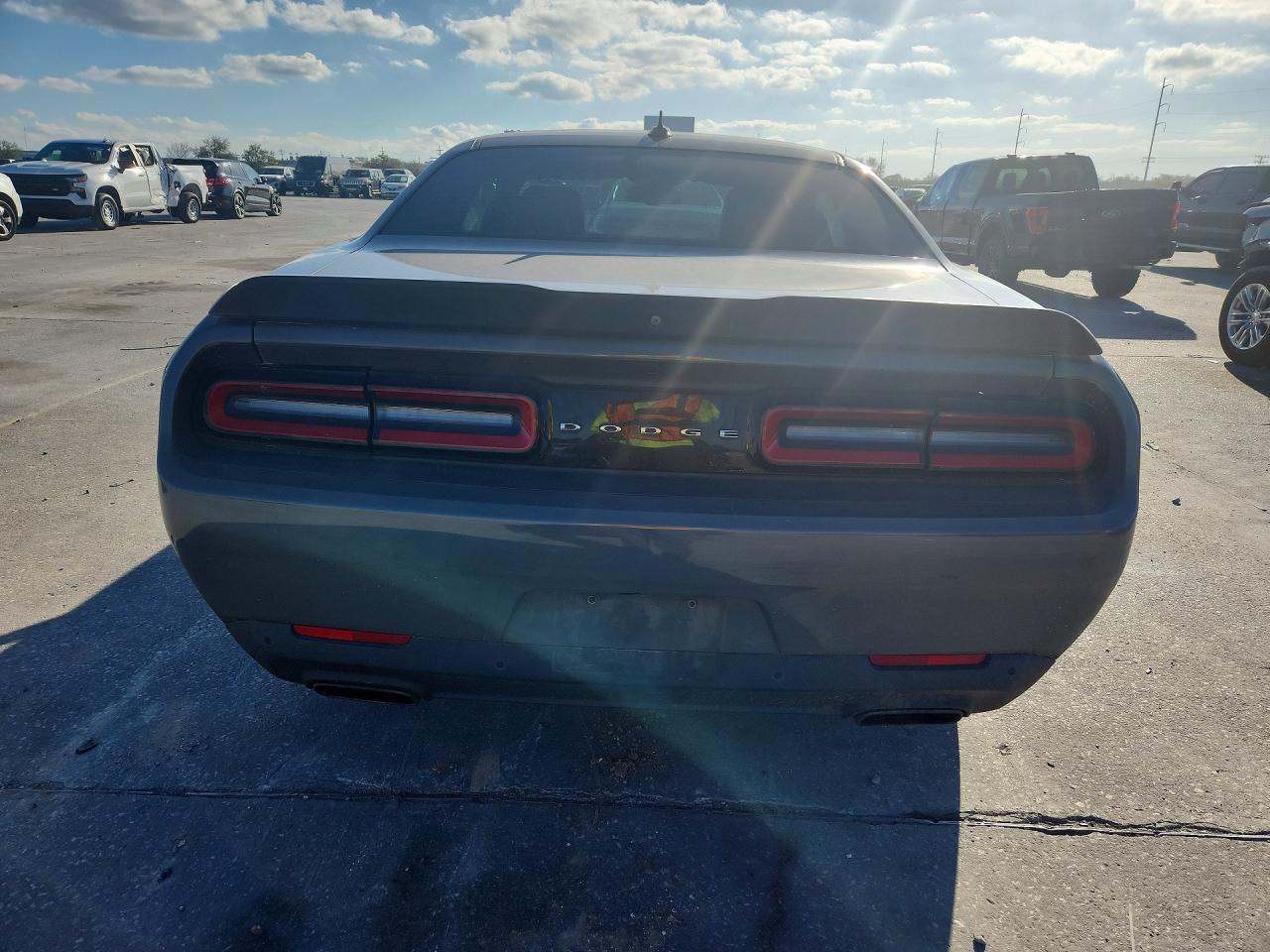 2018 Dodge Challenger sxt