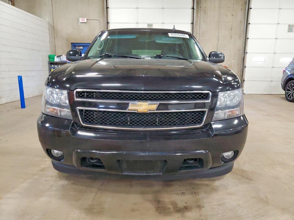 2011 Chevrolet Suburban K1500 lt