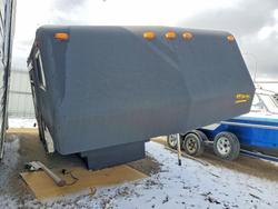 Lotes con ofertas a la venta en subasta: 2000 Bigfoot Camper