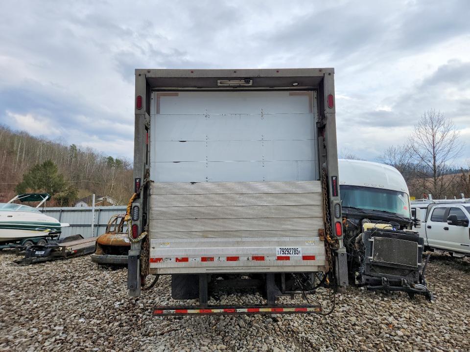 2022 Freightliner Business Class M2 BOX Truck