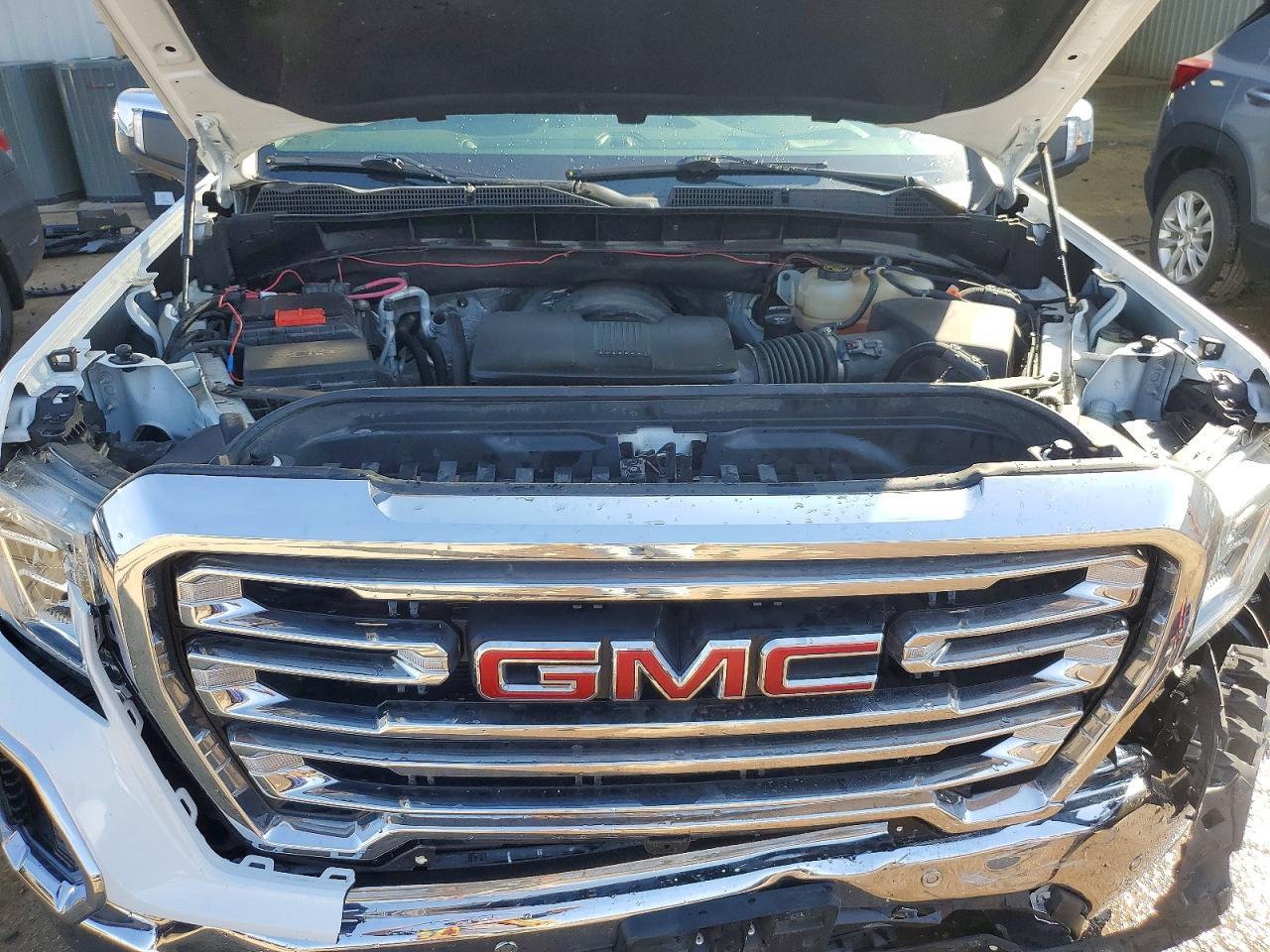 2020 GMC Sierra K1500 SLT
