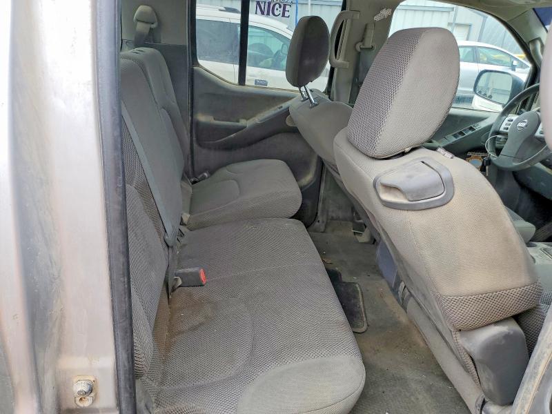 2013 Nissan Frontier s