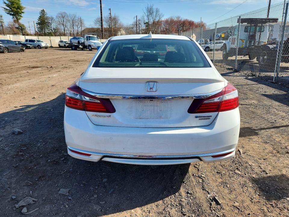 2017 Honda Accord Touring Hybrid